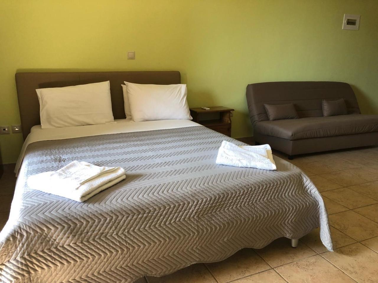 Galini Apartments 트라페자키 외부 사진